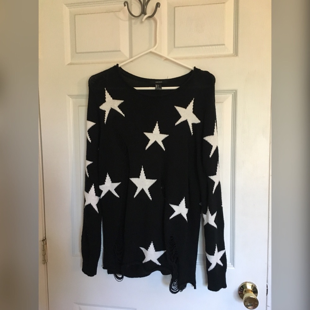 Forever 21 Ripped Star Sweater!
